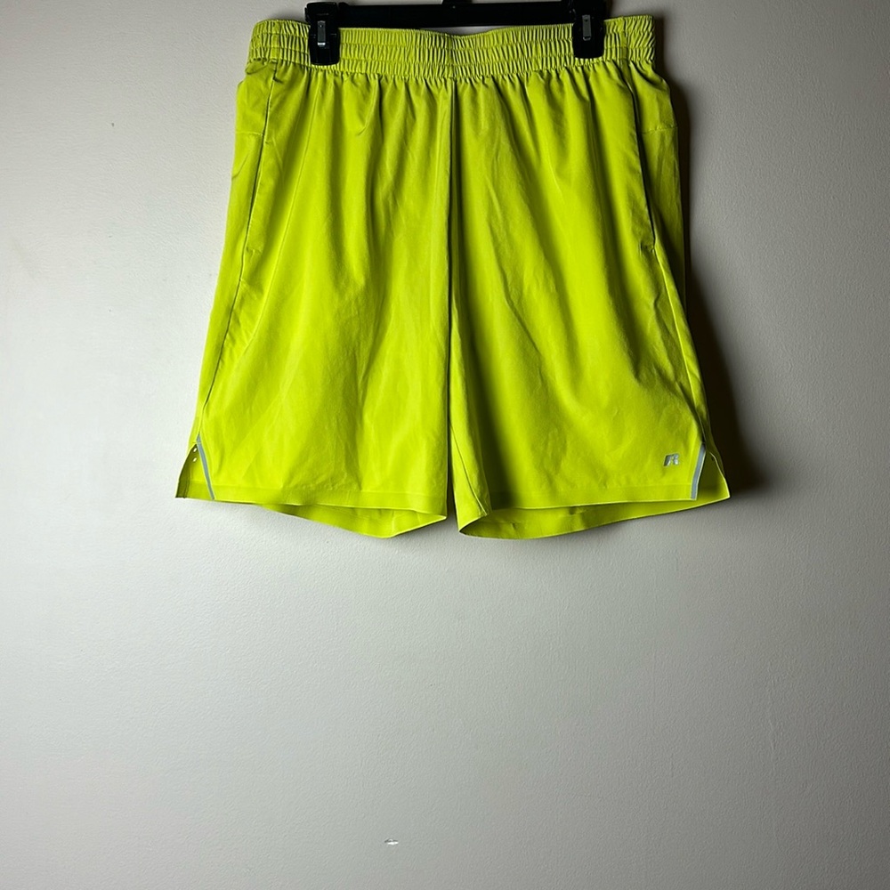 Russell Men's Training Shorts Interior‎ Drawstrings + Pockets Size Large